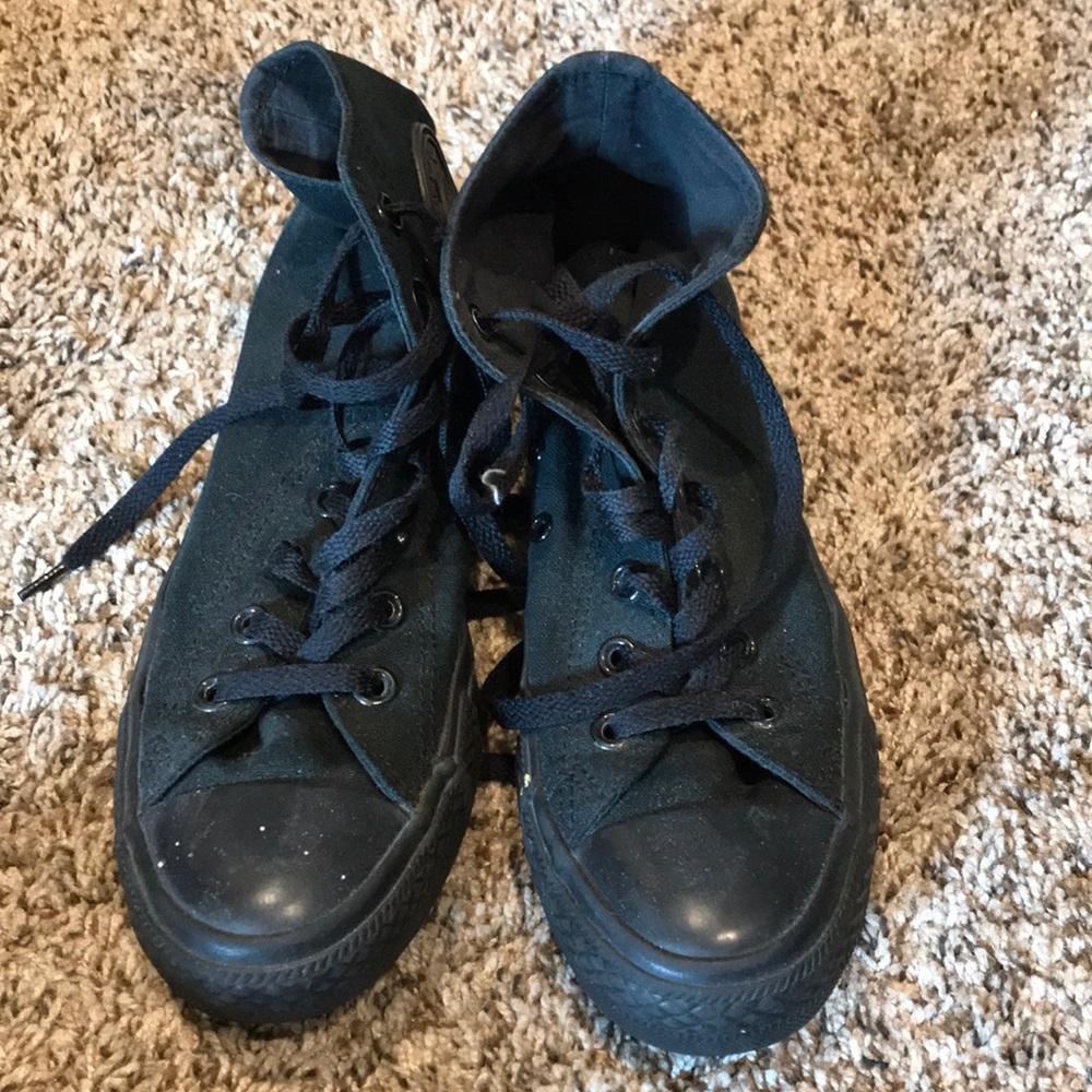 Black Converse